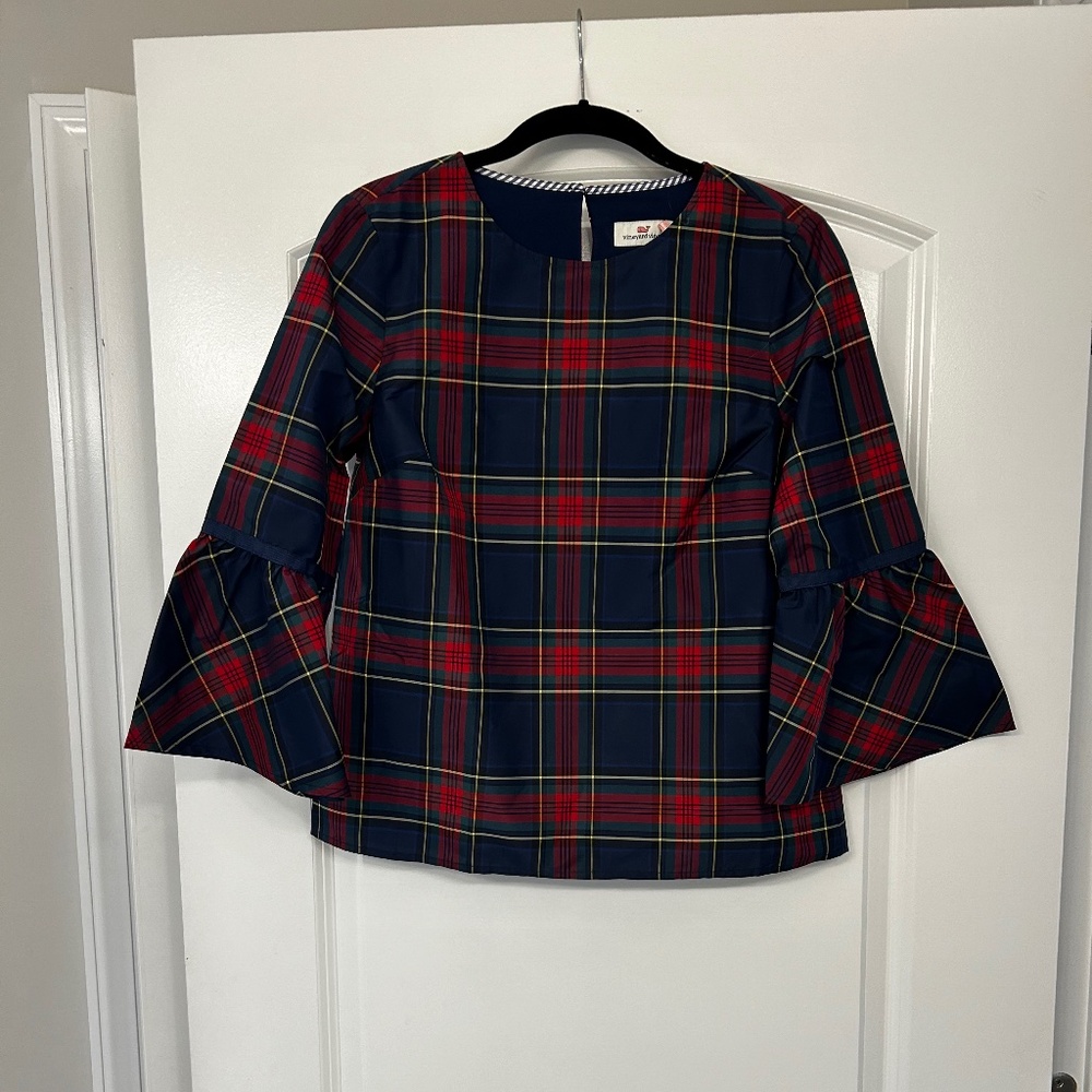 Beautiful festive plaid vineyard vines top NWT Size 0